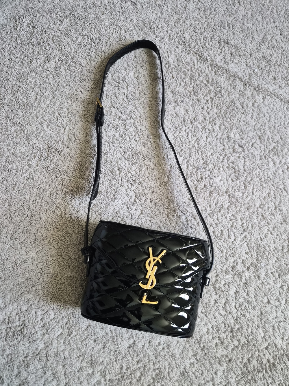 Pre-Owned Saint Laurent Black Patent Quilted Varnished Leather Box Bag - Picture 13 of 13